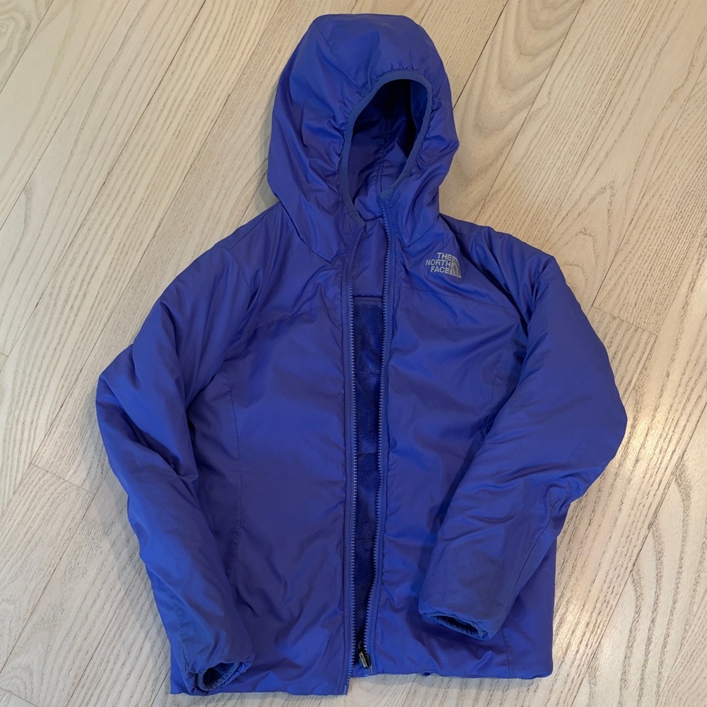 The North Face Kids Hooded Puffer Jacket in Royal Purple